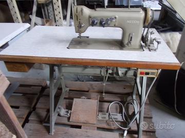TAVOLO CON CUCITRICE NECCHI "VINTAGE"