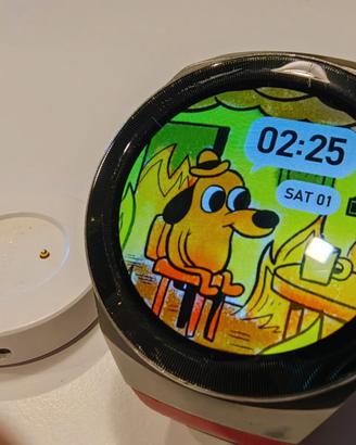 Huawei Watch GT 2e completo di ricarica