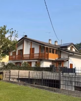 Villa bifamiliare a Saint Christophe