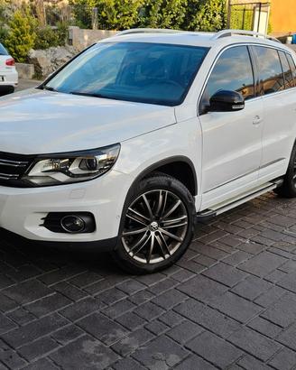 Volkswagen Tiguan 2012 4Motion DSG Track & Style