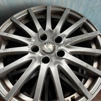 Cerchi in lega alfa romeo