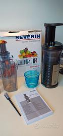 Estrattore di succo per frutta e verdura SEVERIN