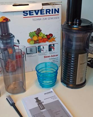 Estrattore di succo per frutta e verdura SEVERIN