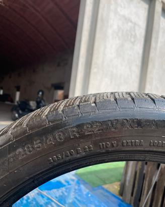 CONTINENTAL INVERNALI 285/40 R22 al 50% di usura