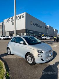 Fiat 500 500e Berlina 42 kWh