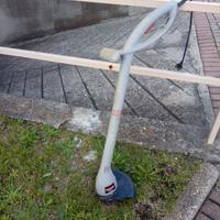 Decespugliatore elettrico a filo