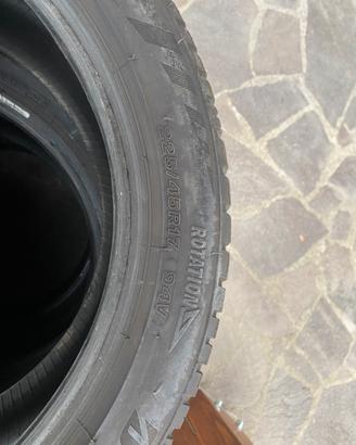 Bridgestone A005 EVO 225/45R17 94V