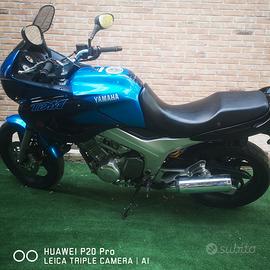 YAMAHA TDM 850