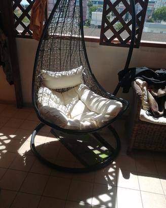 poltrona sedia a dondolo relax comoda 