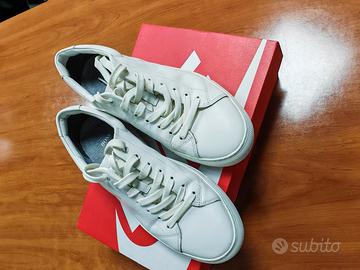 BOSS Sneakers Pelle Bianca – EU 40 – Pari al Nuovo