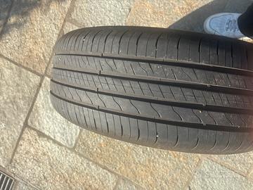 Gomme 215/55 17