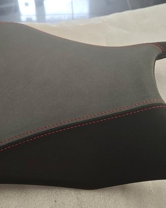 Sella Honda Hornet 750 2023-2026