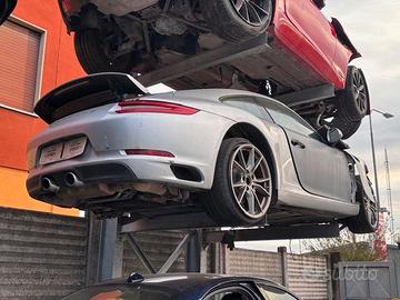 Per ricambi PORSCHE 911 Carrera 2016 Benz 272kw