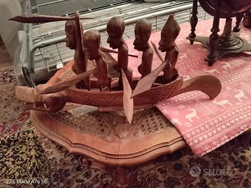 barca con omini in legno