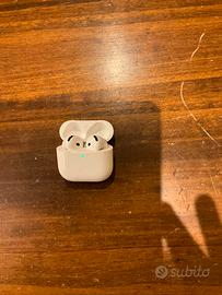Apple AirPods 4