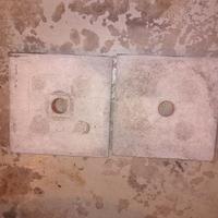 Coperchio in cemento con foro per pozzetto 50 X 50