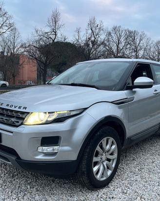Land Rover Range Evoque 2.2 TD4 5p. Pure