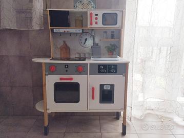 cucina giocattolo 