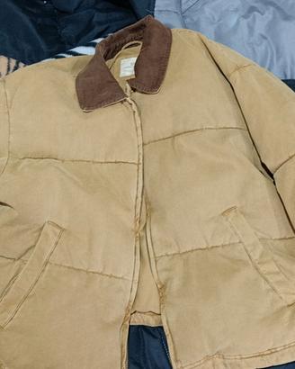 GUBBOTTO PULL AND BEAR  40€