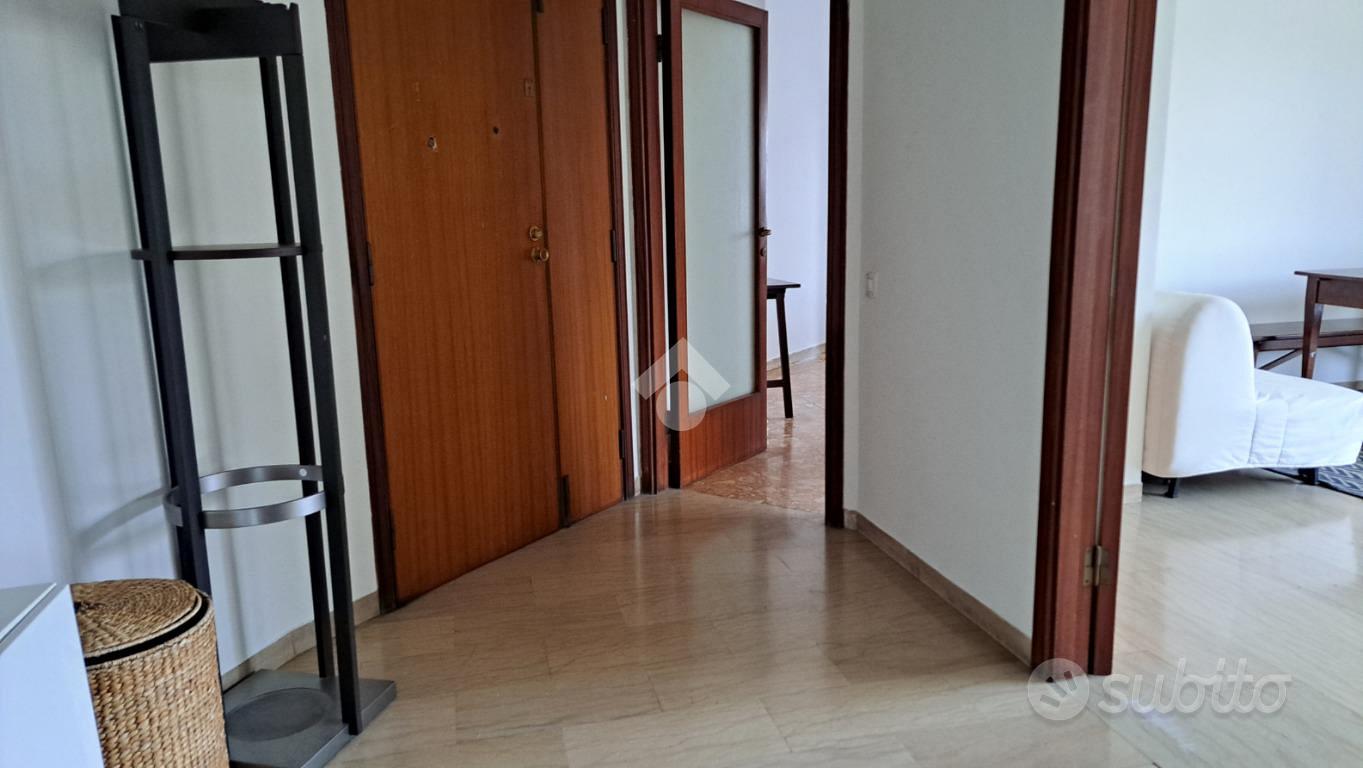3 LOCALI A PESARO - Vista 3