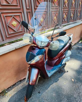 Honda SH 150i bordeaux 2005, 25.600 km, parabrezza