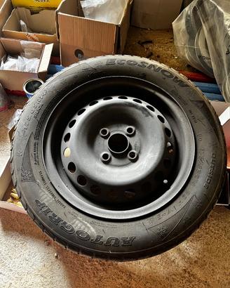 4 Cerchi in ferro 14" attacco 4x100 con gomme 175/