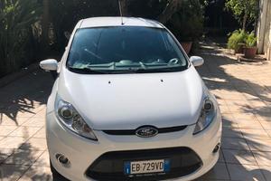 Ford Fiesta 1.4 titanium