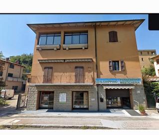 LOCALE COMMERCIALE 116mq CALDERINO CENTRO