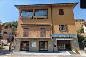 LOCALE COMMERCIALE 116mq CALDERINO CENTRO