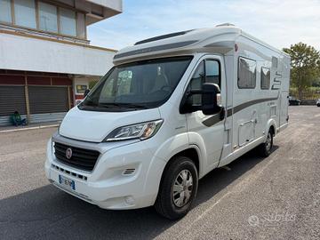 SEMINTEGRALE 4 POSTI LETTO USATO HYMER EXSIS-T EX 