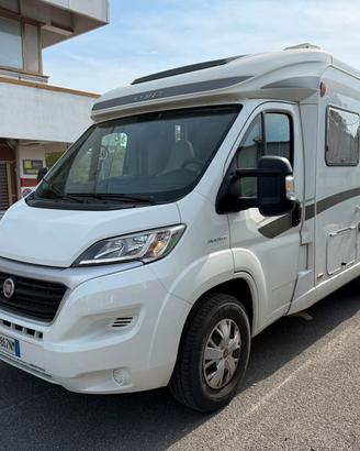 SEMINTEGRALE 4 POSTI LETTO USATO HYMER EXSIS-T EX 
