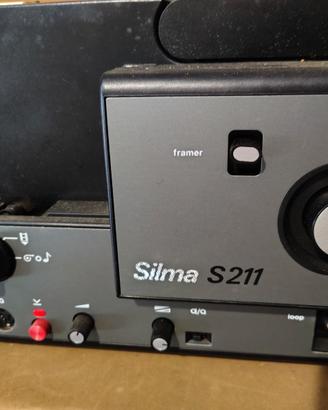 Proiettore Silma S211 con valigetta vintage