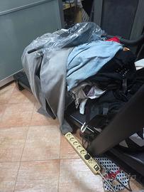 Lotto di abbigliamento misto
