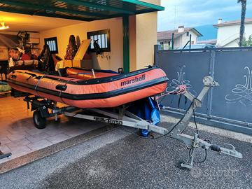 Gommone, motore 25CV, volante e carrello rimorchio