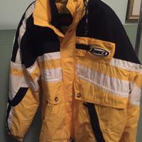 Giacca e salopette da sci