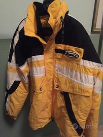 Giacca e salopette da sci