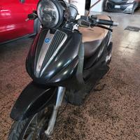 Beverly 500 Cruiser 2007 leggi descrizione 