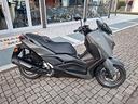 yamaha-x-max-300-2025-aziendale