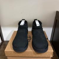 Stivali da neve UGG Mini neri, taglia 37