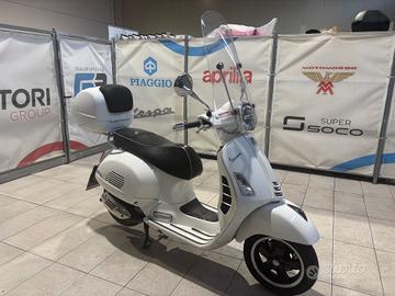 Vespa GTS 300 Super