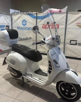 Vespa GTS 300 Super