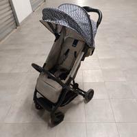Passeggino leggero Inglesina Quid blu bagaglio