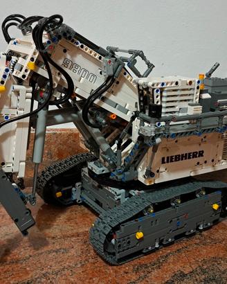 LEGO 42100 Liebherr R 9800