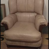 Poltrona classica Vintagein pelle e legno
