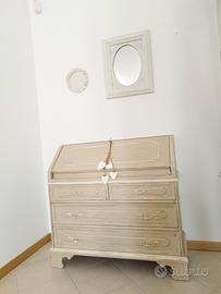 Mobile Shabby Chic con scrittoio
