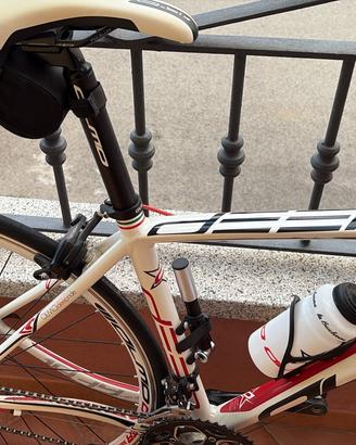 Bicicletta da corsa strada Olmo