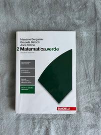 Libro scolastico: la matematica verde