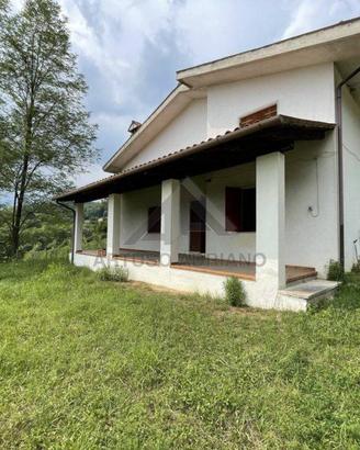 Villa di 342 m² con più di 5 locali a Monfumo