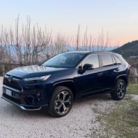 Toyota RAV4 Plug-in Hybrid AWD-i-FULL-uniproprieta