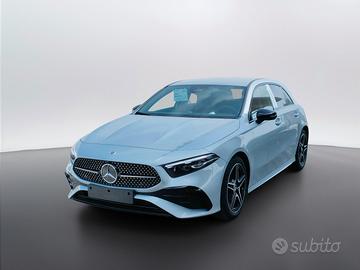 MERCEDES-BENZ A 180 d Automatic N87432